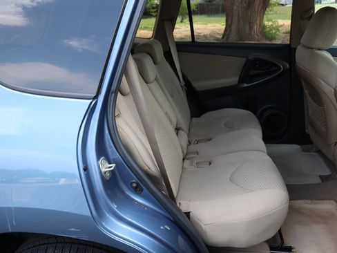 Used 2011 Toyota RAV4 4WD w/ Upgrade Value Pkg image 22