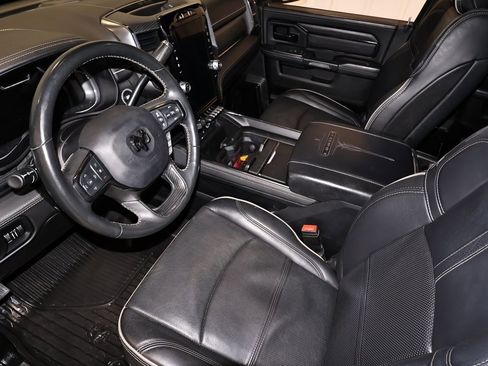 Used 2024 RAM 3500 Limited w/ Night Edition image 34