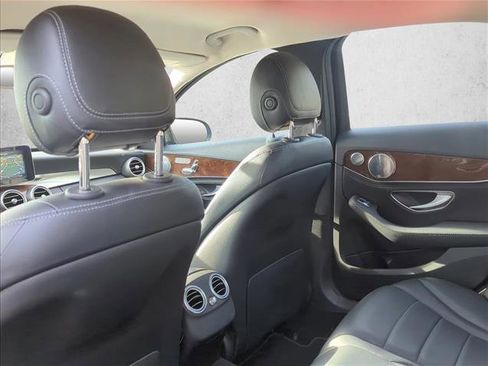 Used 2015 Mercedes-Benz C 300 4MATIC Sedan w/ Premium 1 Package image 17