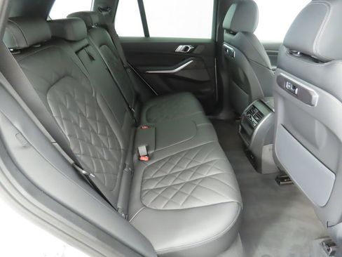 New 2026 BMW X5 xDrive40i w/ Premium Package image 22
