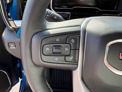 Used 2024 GMC Sierra 1500 Elevation image 9