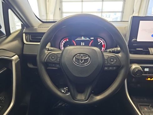 Used 2023 Toyota RAV4 XLE w/ Convenience Package FWD image 14