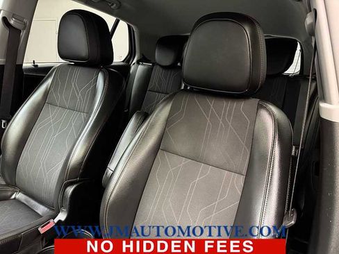 Used 2019 Chevrolet Trax LT w/ LT Convenience Package image 13