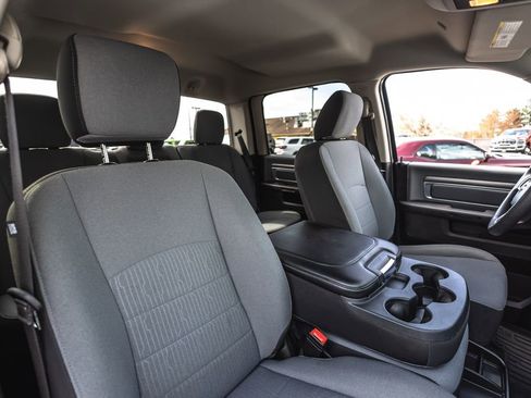 Used 2022 RAM 1500 Classic SLT w/ Protection Group AWD/4WD image 33