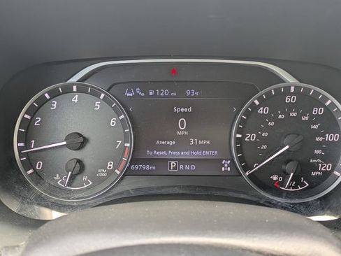 Used 2022 Nissan Frontier SV w/ Technology Package AWD/4WD image 28