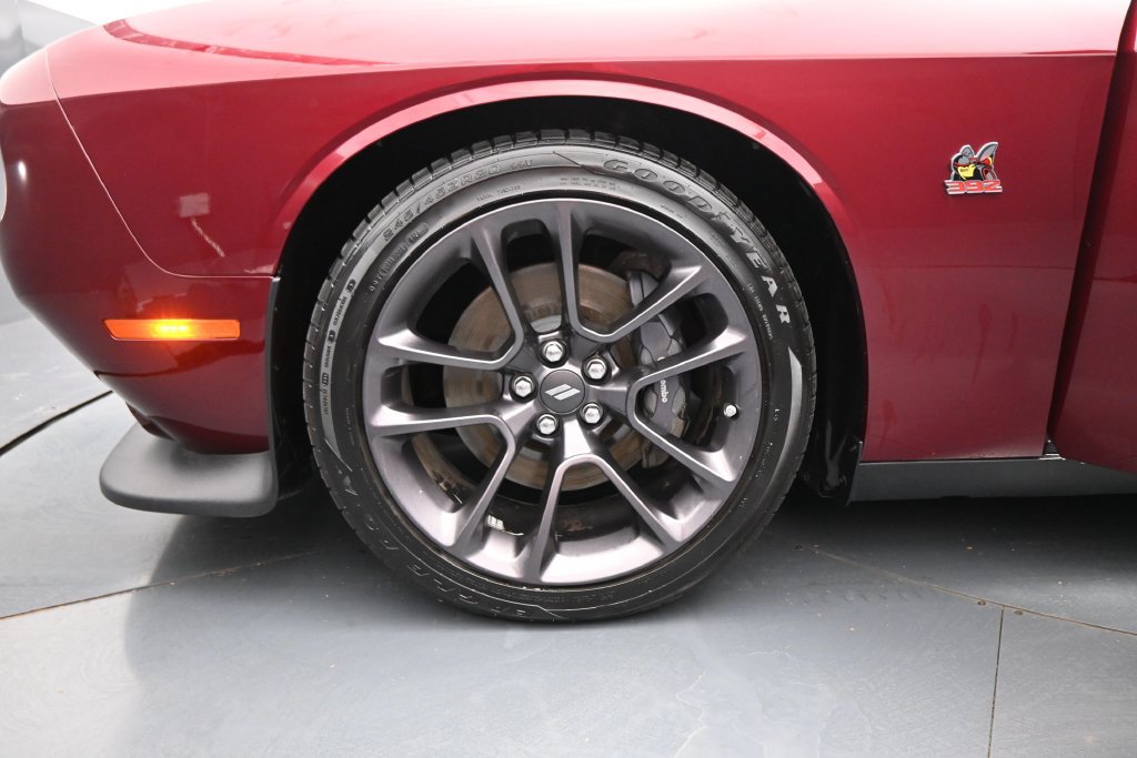 Used 2022 Dodge Challenger R/T Scat Pack w/ Plus Package RWD image 26