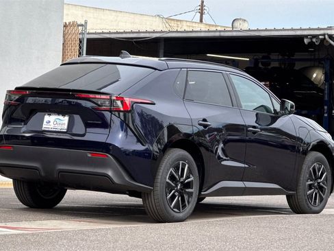 New 2026 Subaru Solterra Premium image 5