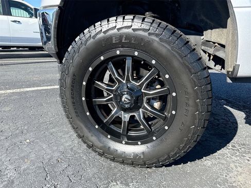 Used 2019 Ford F150 XLT w/ Trailer Tow Package image 10