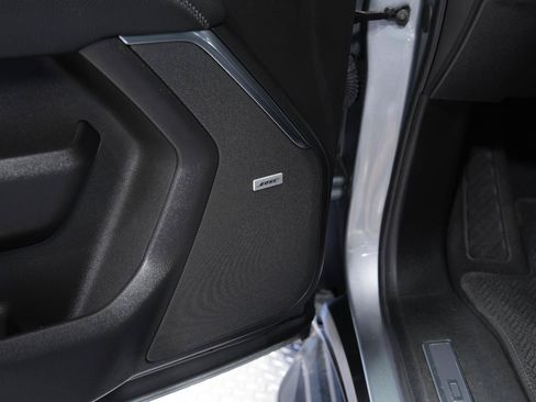 Used 2025 GMC Yukon Denali AWD/4WD image 37