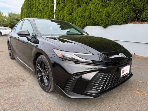 Certified 2025 Toyota Camry SE FWD image 2