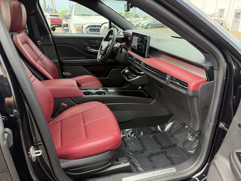 Certified 2023 Lincoln Corsair Reserve w/ Equipment Group 202A AWD/4WD image 25
