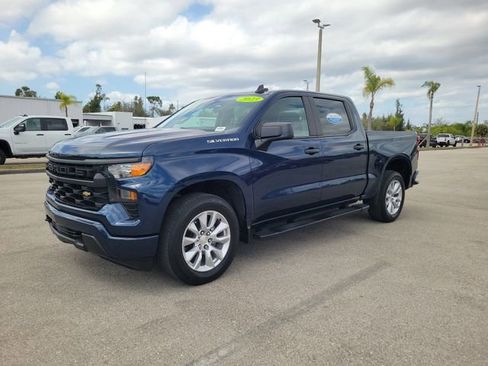 Certified 2023 Chevrolet Silverado 1500 Custom image 2