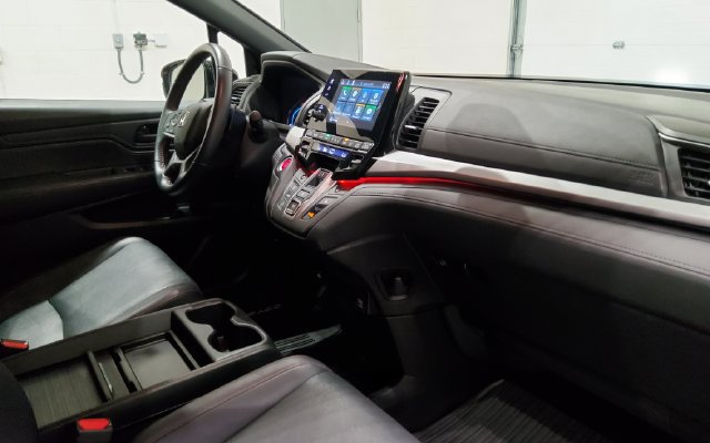 Used 2024 Honda Odyssey Sport image 16