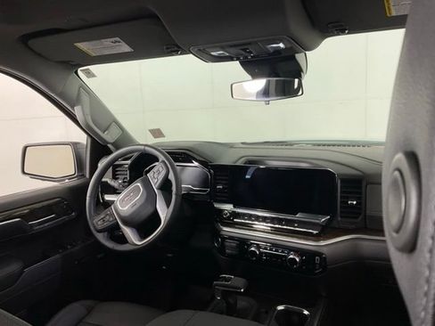 Used 2024 GMC Sierra 1500 Elevation w/ Elevation Premium Package AWD/4WD image 32
