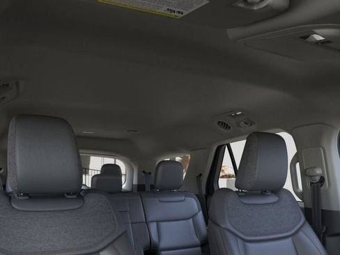 New 2026 Ford Explorer Active w/ Active Comfort Package RWD image 22