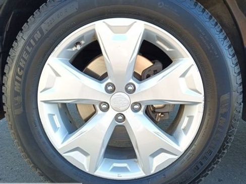 Used 2016 Subaru Forester 2.5i Limited w/ Popular Package #2 image 16