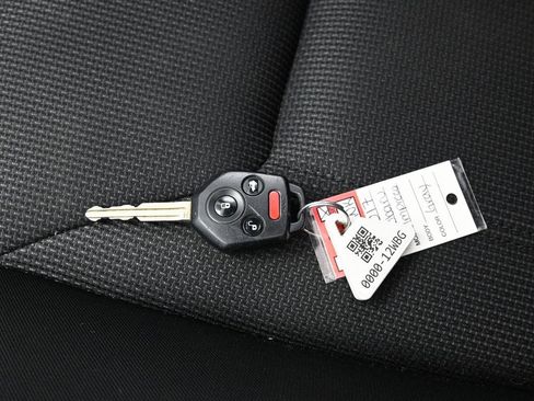 Used 2017 Subaru Impreza 2.0i Premium image 28