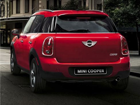 Used 2014 MINI Cooper Countryman FWD image 1