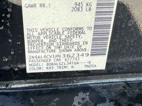 Used 2023 Nissan Altima 2.0 SR FWD image 18