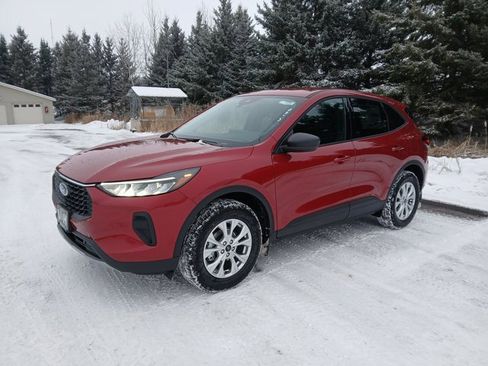 New 2026 Ford Escape Active w/ Tech Pack #1 AWD/4WD image 3