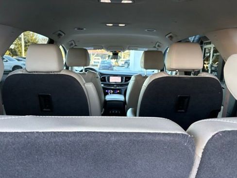Used 2021 Buick Enclave Essence w/ Sound and Sites Package image 10