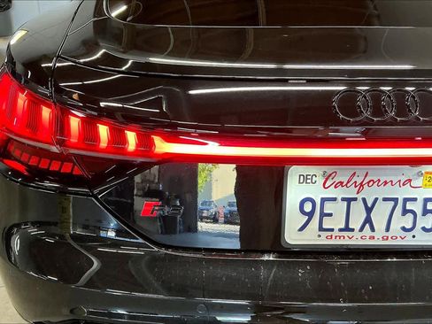 Used 2022 Audi RS e-tron GT w/ Carbon Performance Package image 11