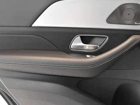 Used 2025 Mercedes-Benz GLE 350 4MATIC image 18