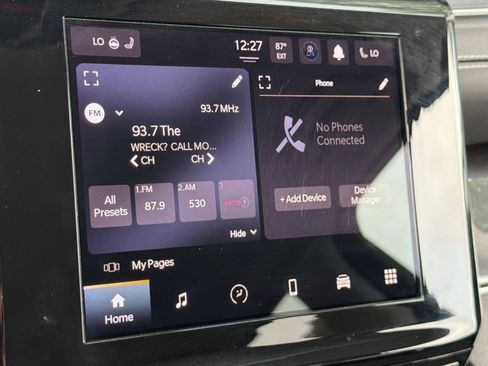 Used 2023 Jeep Grand Cherokee Laredo w/ Luxury Tech Group I AWD/4WD image 28