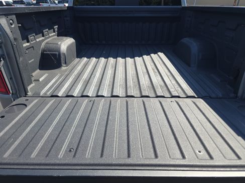 Used 2025 Chevrolet Silverado 1500 LT Trail Boss w/ Convenience Package II AWD/4WD image 30