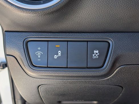 Certified 2023 Kia Forte LXS w/ LXS Technology Package FWD image 22