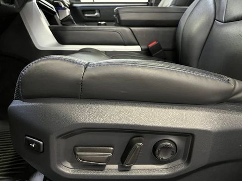 Used 2024 Toyota Tundra Platinum AWD/4WD image 15