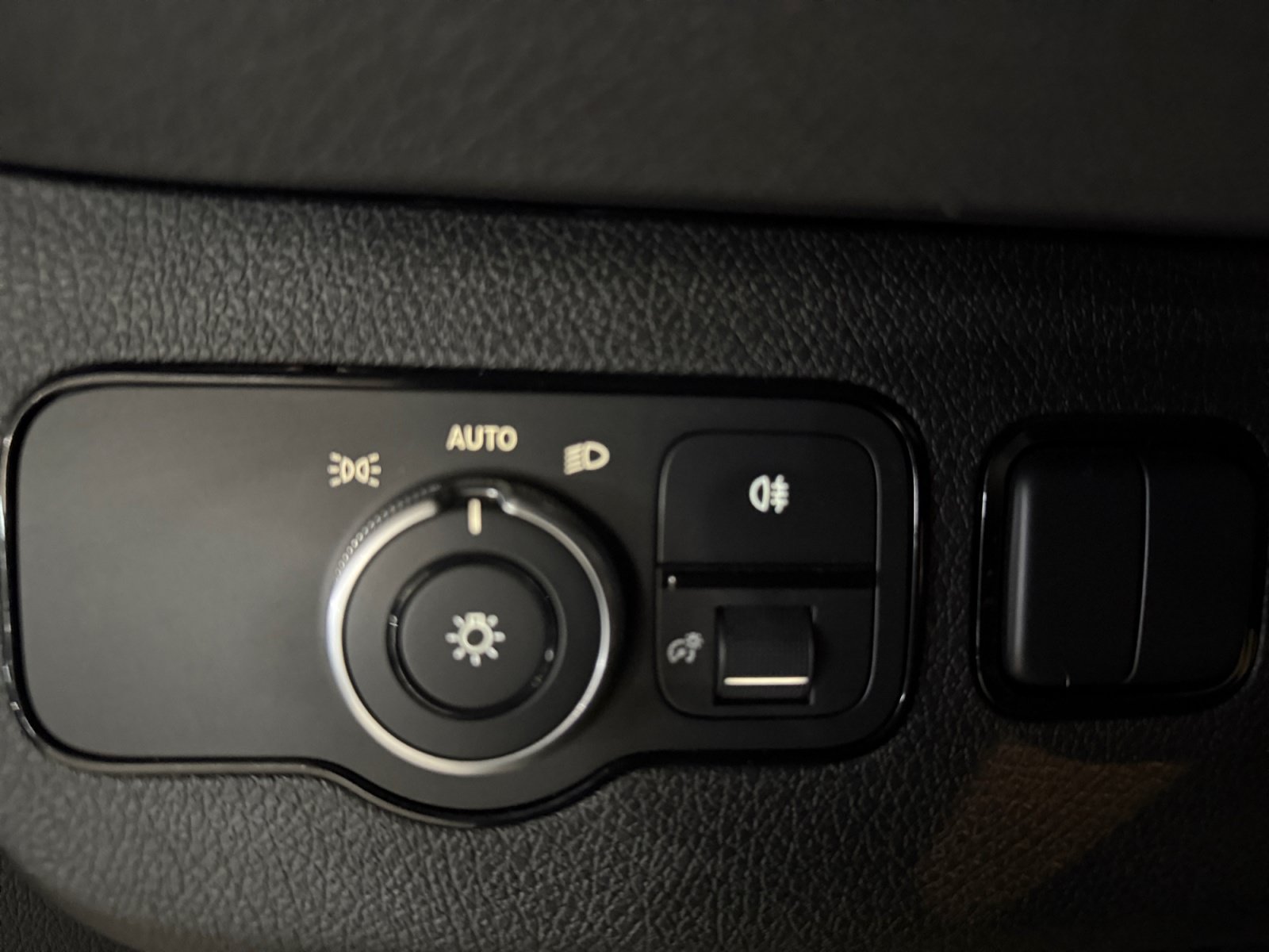 Used 2025 Mercedes-Benz Sprinter 2500 image 22