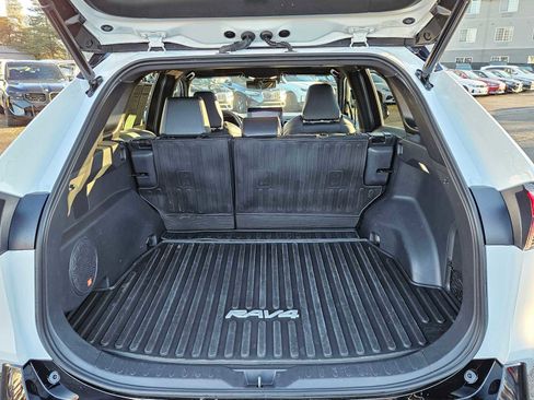 Used 2023 Toyota RAV4 XSE image 18
