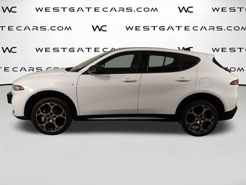 Used 2024 Alfa Romeo Tonale Ti AWD/4WD image 5
