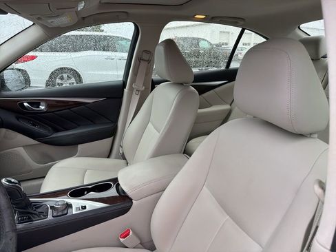 Used 2018 INFINITI Q50 Luxe image 13