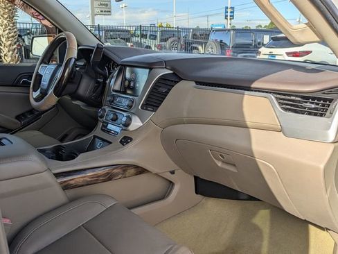 Used 2016 GMC Yukon XL SLT w/ Open Road Package image 34