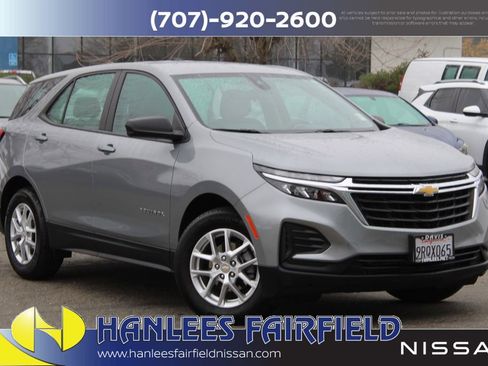 Used 2024 Chevrolet Equinox LS w/ Driver Confidence II Package FWD image 1