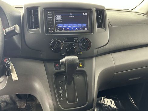 Used 2021 Nissan NV200 SV FWD image 21