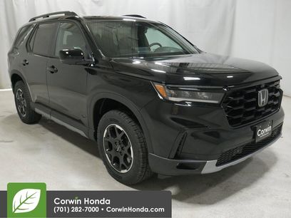 New 2025 Honda Pilot TrailSport