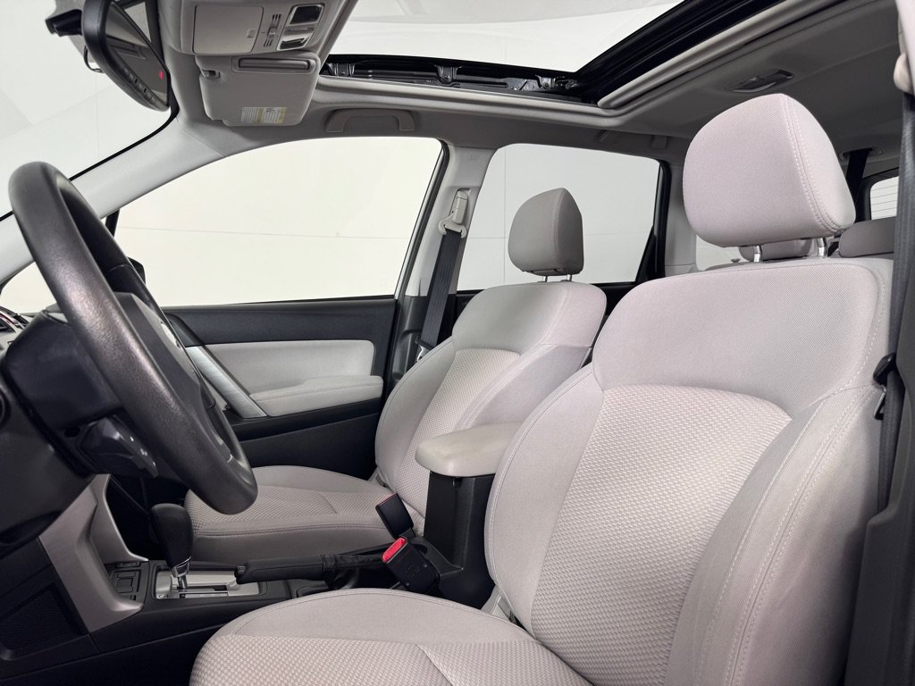 Used 2014 Subaru Forester 2.5i Premium w/ Popular Package #2 AWD/4WD image 12
