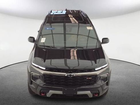 Used 2025 Chevrolet Traverse Z71 w/ Enhanced Driving Package AWD/4WD image 2