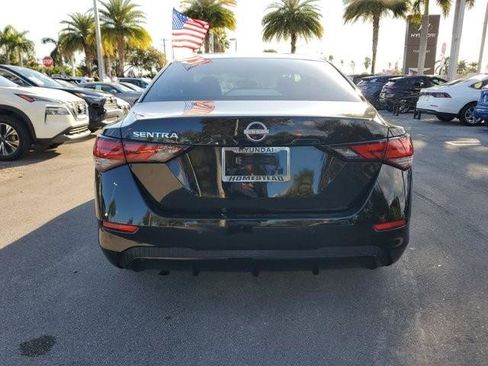 Used 2024 Nissan Sentra S image 6