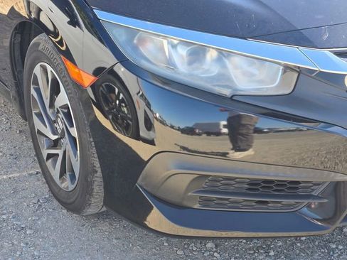Used 2017 Honda Civic EX image 4