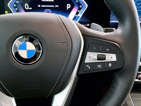 Used 2025 BMW X5 xDrive40i w/ Parking Assistance Package AWD/4WD image 21