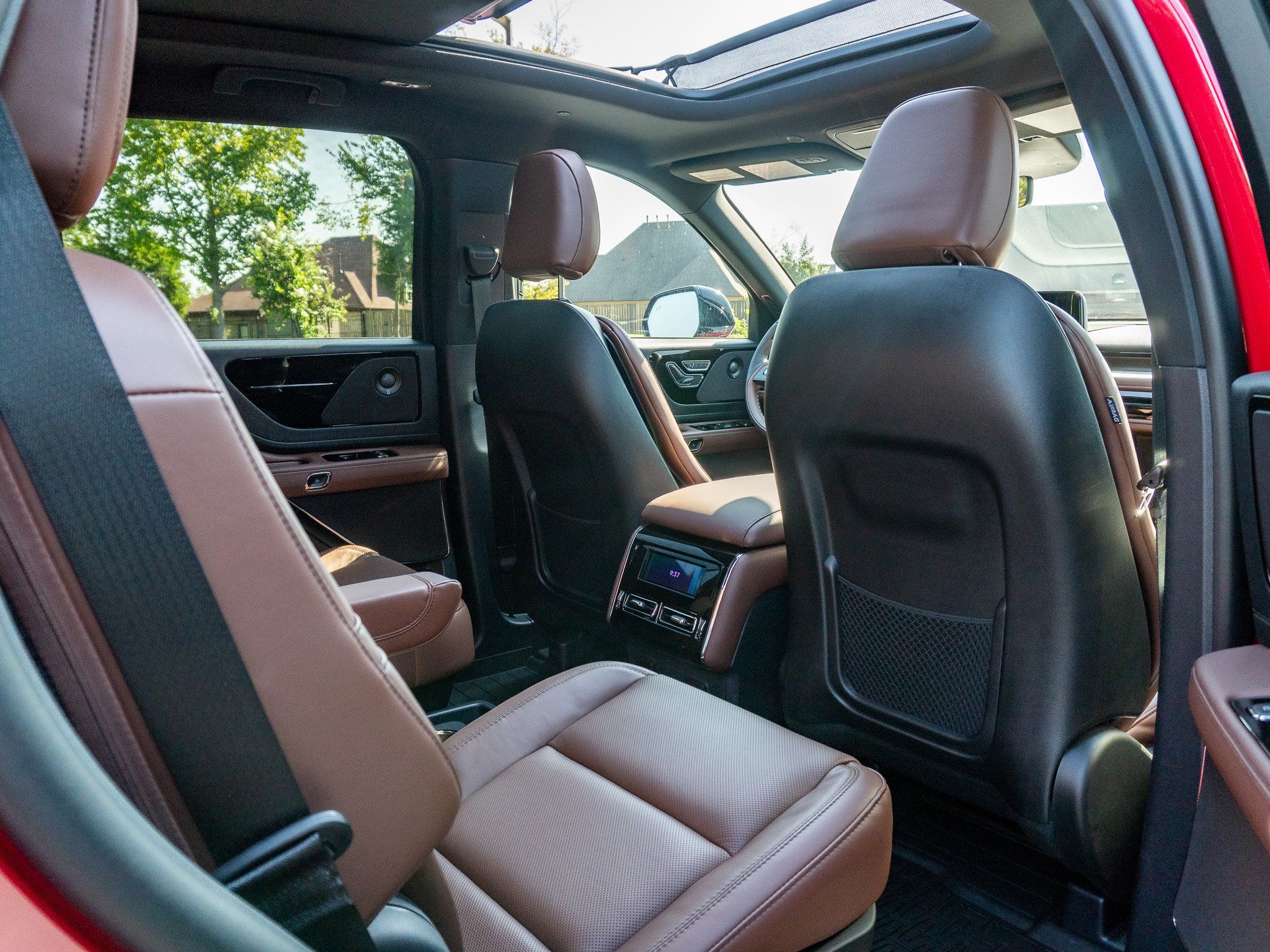 Used 2026 Lincoln Aviator Reserve AWD/4WD image 18