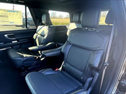 New 2026 Ford Expedition Platinum w/ Stealth Appearance Package image 10