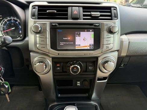 Used 2016 Toyota 4Runner SR5 RWD image 11