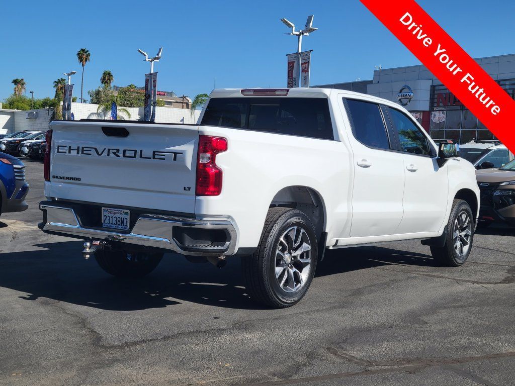 Used 2022 Chevrolet Silverado 1500 LT w/ All Star Edition Plus RWD image 4