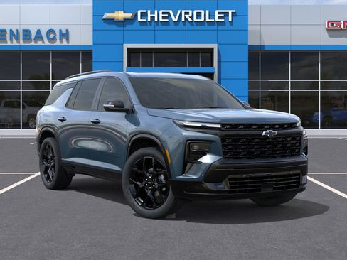 New 2026 Chevrolet Traverse RS w/ LPO, Floor Liner Package image 7