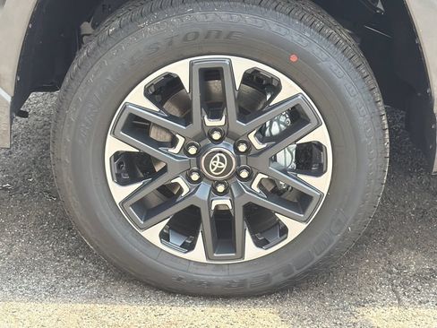 New 2026 Toyota Tundra Limited AWD/4WD image 11
